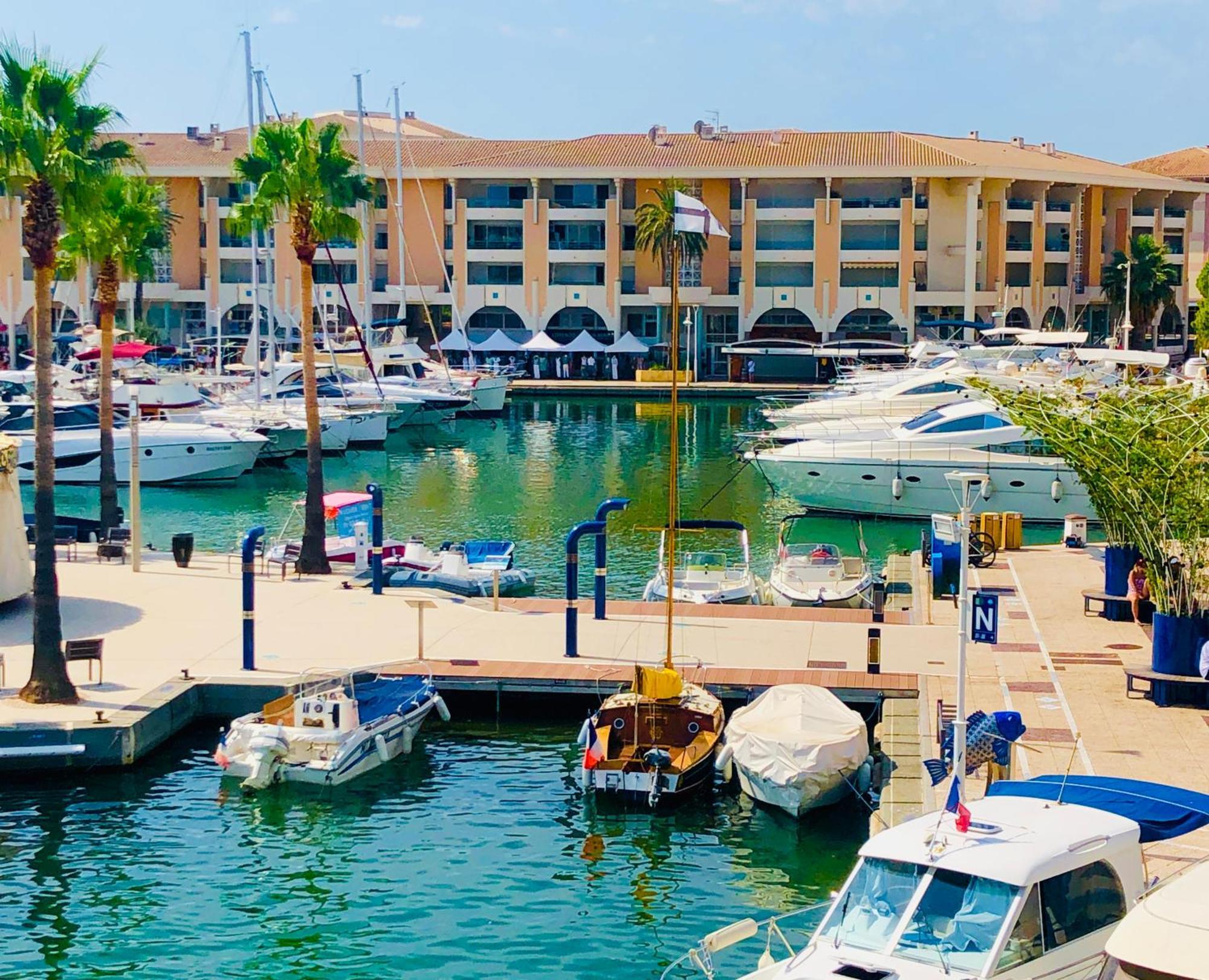 Charmant 2 Pieces A Port-Fréjus Zewnętrze zdjęcie